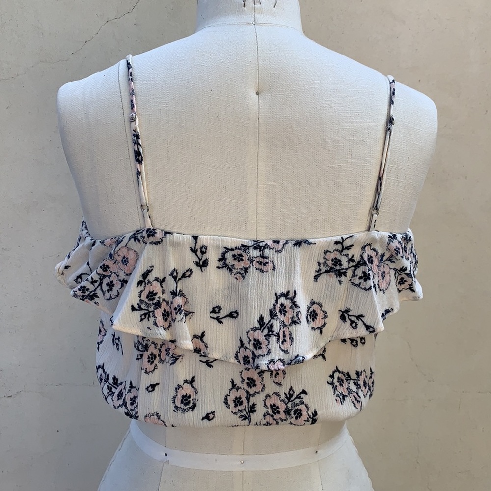 Lush Floral Tank Ruffle Blouse - Picture 3 of 4